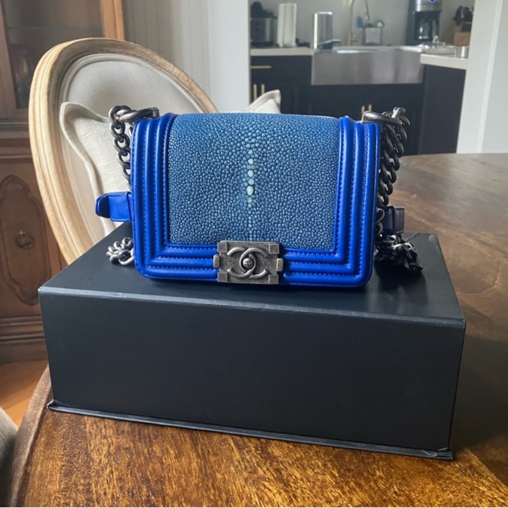 CHANEL Blue Stingray Boy Bag with Chain Strap